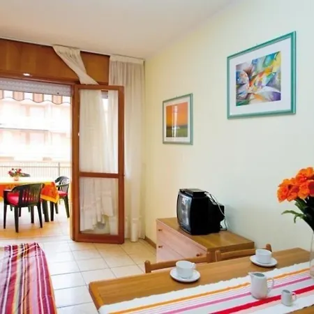 Ferienwohnung Fuer 7 Personen Ca 70 Qm In Bibione, Adriakueste Italien Und Umgebung ビビオーネ